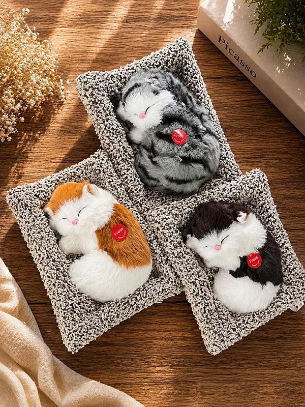 Press & Purr Sleeping Kittens